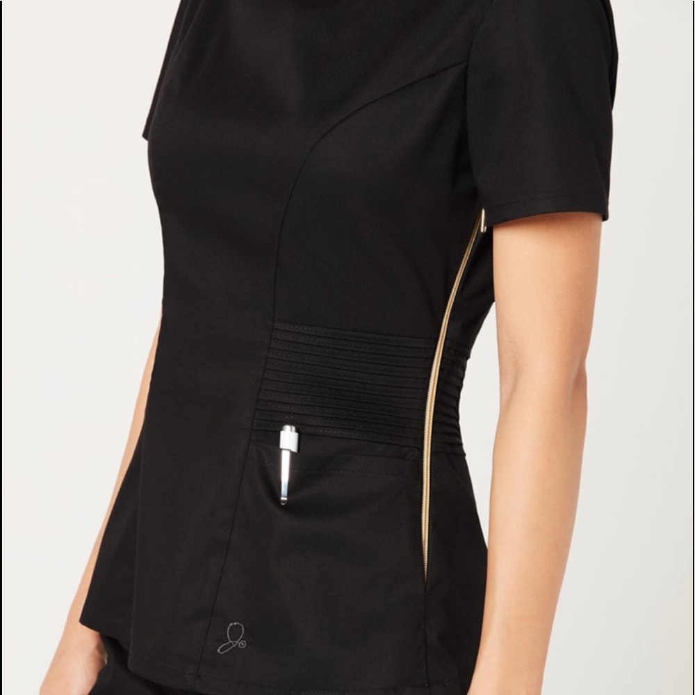 Jaanuu Top and Pants
